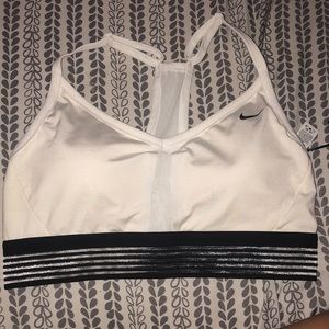 NWT Nike bra sz Large